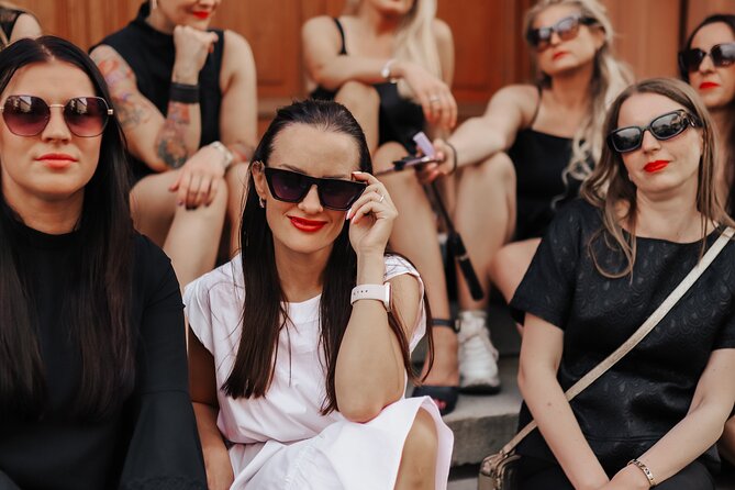 1H Private Photoshoot in Old Town of Riga - What $139.68 means for your group
