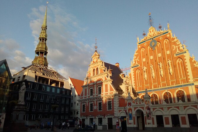 2 Hours Walking Tour in Legends and Secret of Riga's Old Town - Black Heads, Roland, and medieval city power