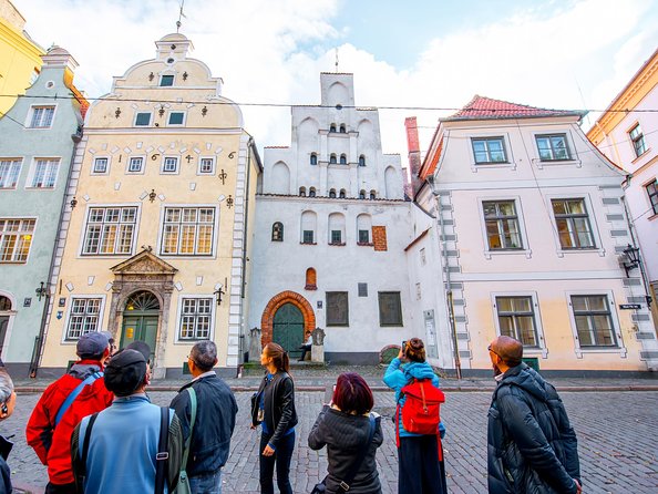 Best of Riga Walking Tour - Highlights and Hidden Gems - Starting among Riga’s Art Nouveau masterpieces