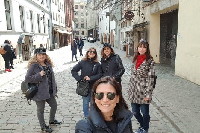 Best of Riga Walking Tour - Highlights and Hidden Gems - Vecrīga and the stories behind the stones