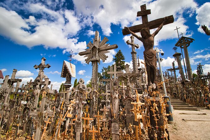 From Riga: Hill of Crosses & Jelgava Highlights - A quick pause at the Latvia Lithuania border