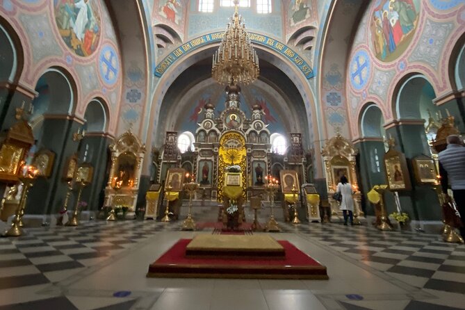 From Riga: Hill of Crosses & Jelgava Highlights - Jelgava Palace closes the day on a grander note