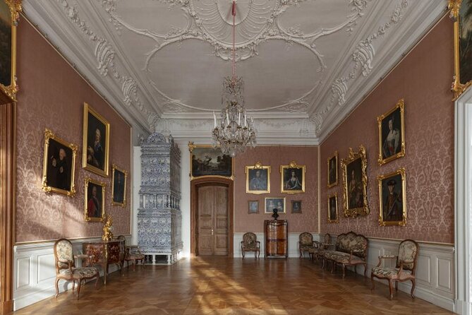 Full-Day Private Trip to Palace and Medieval Castle from Riga - Should you book this private palace trip?