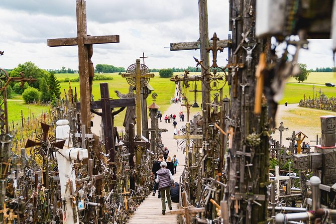 Hill of Crosses & Rundale Palace Tour - Lunch is the main practical gap