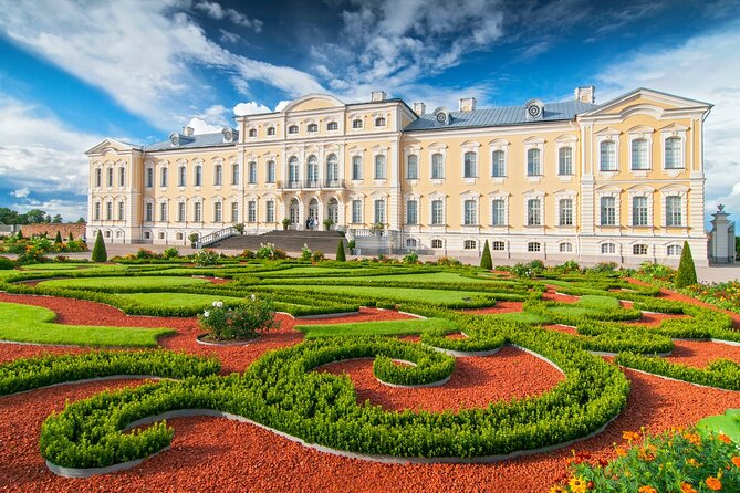 Private Full-Day Trip to Hill of Crosses, Rundale Palace & Bauska - A long day from Riga, with three very different stops
