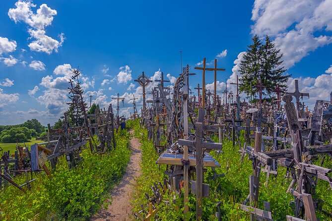 Private Full-Day Trip to Hill of Crosses, Rundale Palace & Bauska - Why the private format matters on this route