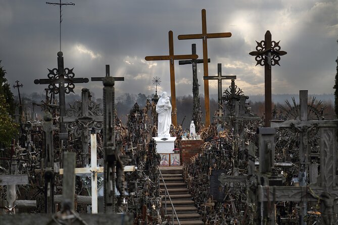 Private Full-Day Trip to Hill of Crosses, Rundale Palace & Bauska - The Hill of Crosses: Lithuania’s most unusual pilgrimage site