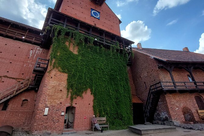 Private Full-Day Trip to Turaida, Sigulda, and Cesis - Sigulda Castle and a second medieval setting