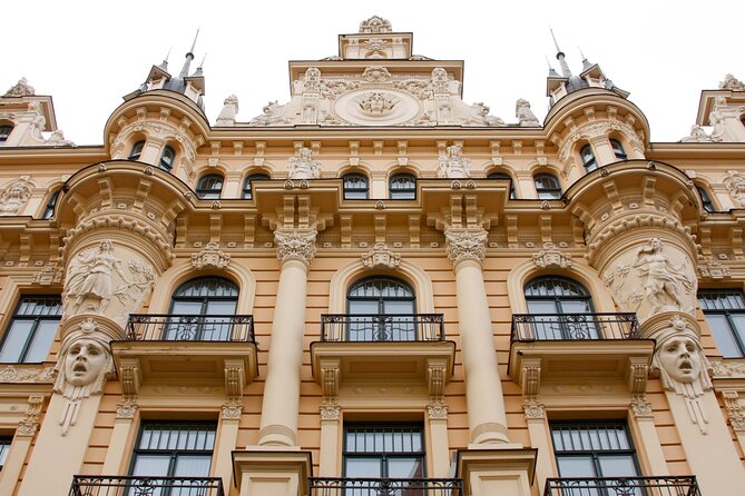 Private Riga Art Nouveau Tour - What the private format adds