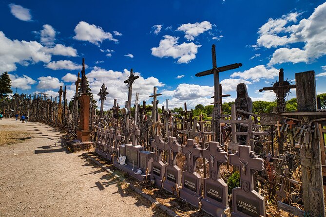 Riga: Hill of Crosses & Guided Rundale Palace with Bauska Castle - Who should book this Riga day trip?