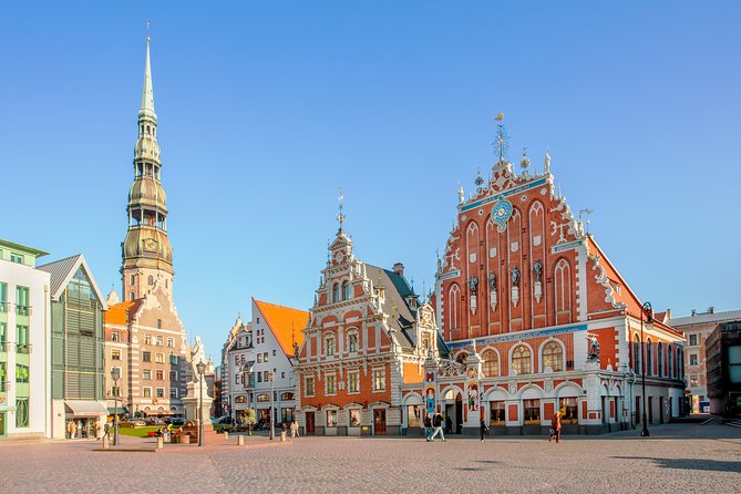Riga Private Walking Tour - St. Peter’s Church and the limits of the schedule