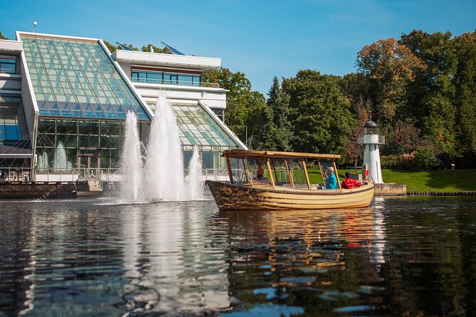 Riga Sightseeing Tour by Canal Boat with Audioguide - The Freedom Monument and Riga’s central landmarks