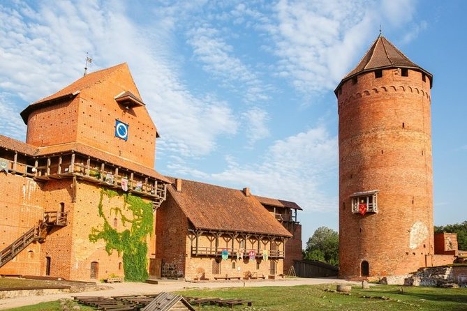 Riga to Tallinn - Sightseeing transfer - Who should book this day?