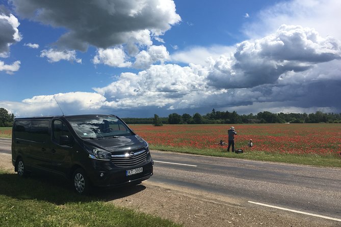 Riga to Vilnius - Sightseeing transfer - Key points at a glance