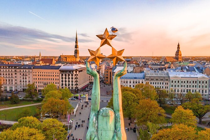 Riga walking guided Sightseeing tour - Comfort, timing, and weather
