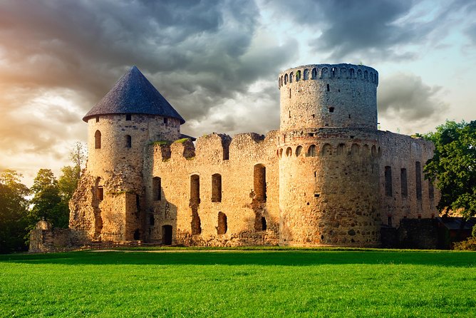 Road Trip to Cēsis, Līgatne, Āraiši and Sigulda - All Inclusive - Āraiši Lake Castle and the world of the Latgalians