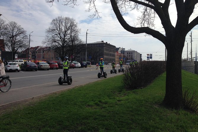 The best of Riga segway tour - Starting at Pils iela and learning the Segway