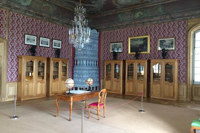 Tour from Riga to Vilnius: Bauska Castle, Rundale Palace and The Hill of Crosses - The 10-hour schedule and its real tradeoffs